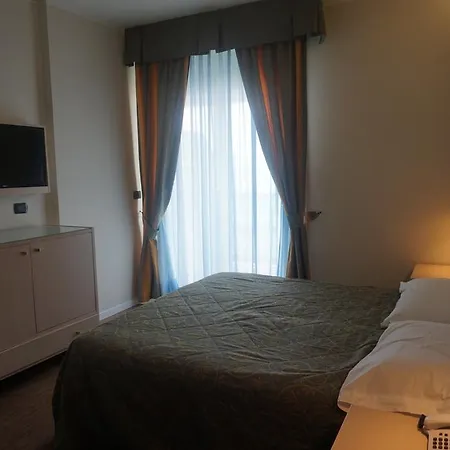 Columbus Hotel